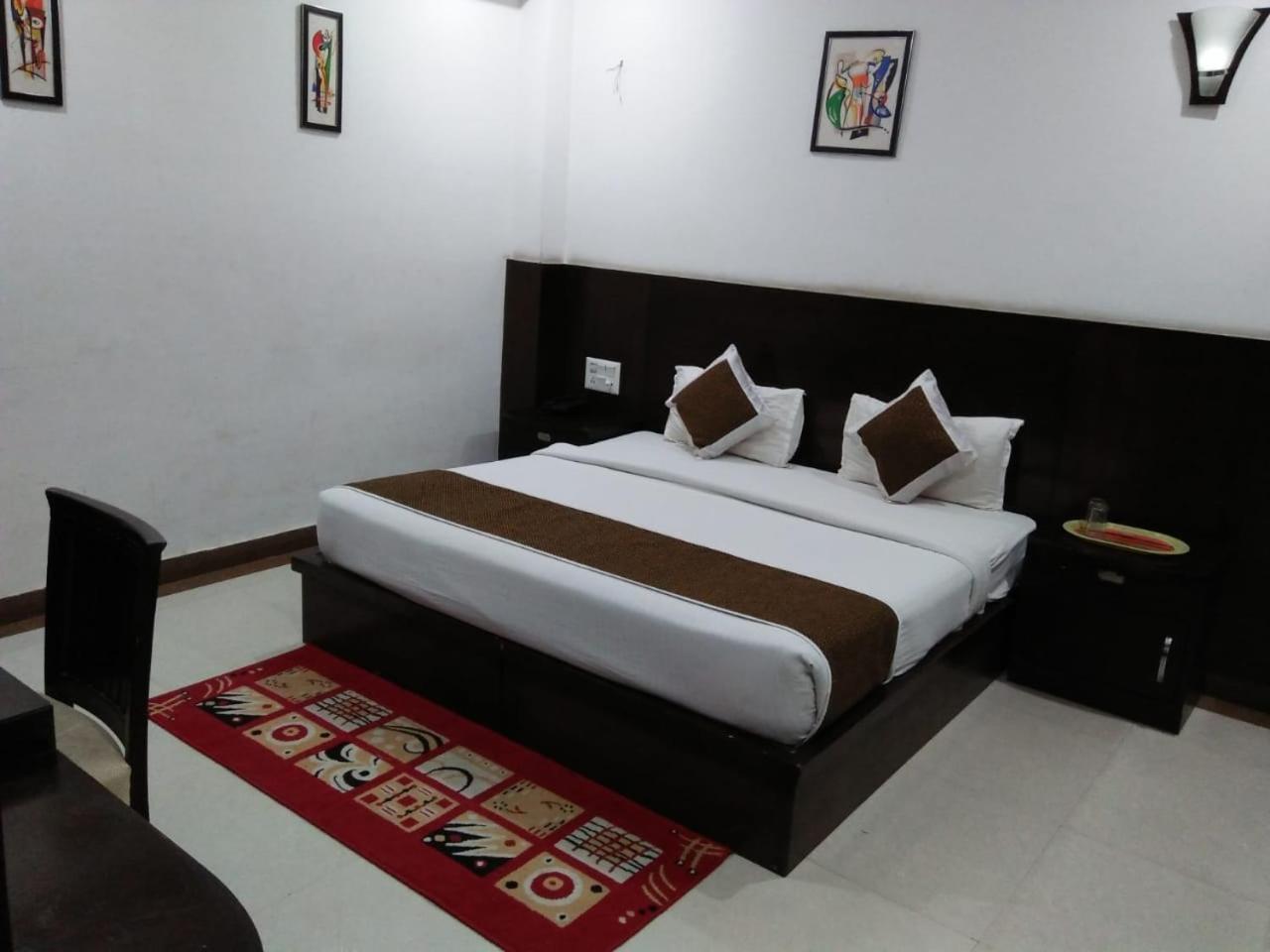 Dazzling East Gate Hotel Agra  Buitenkant foto